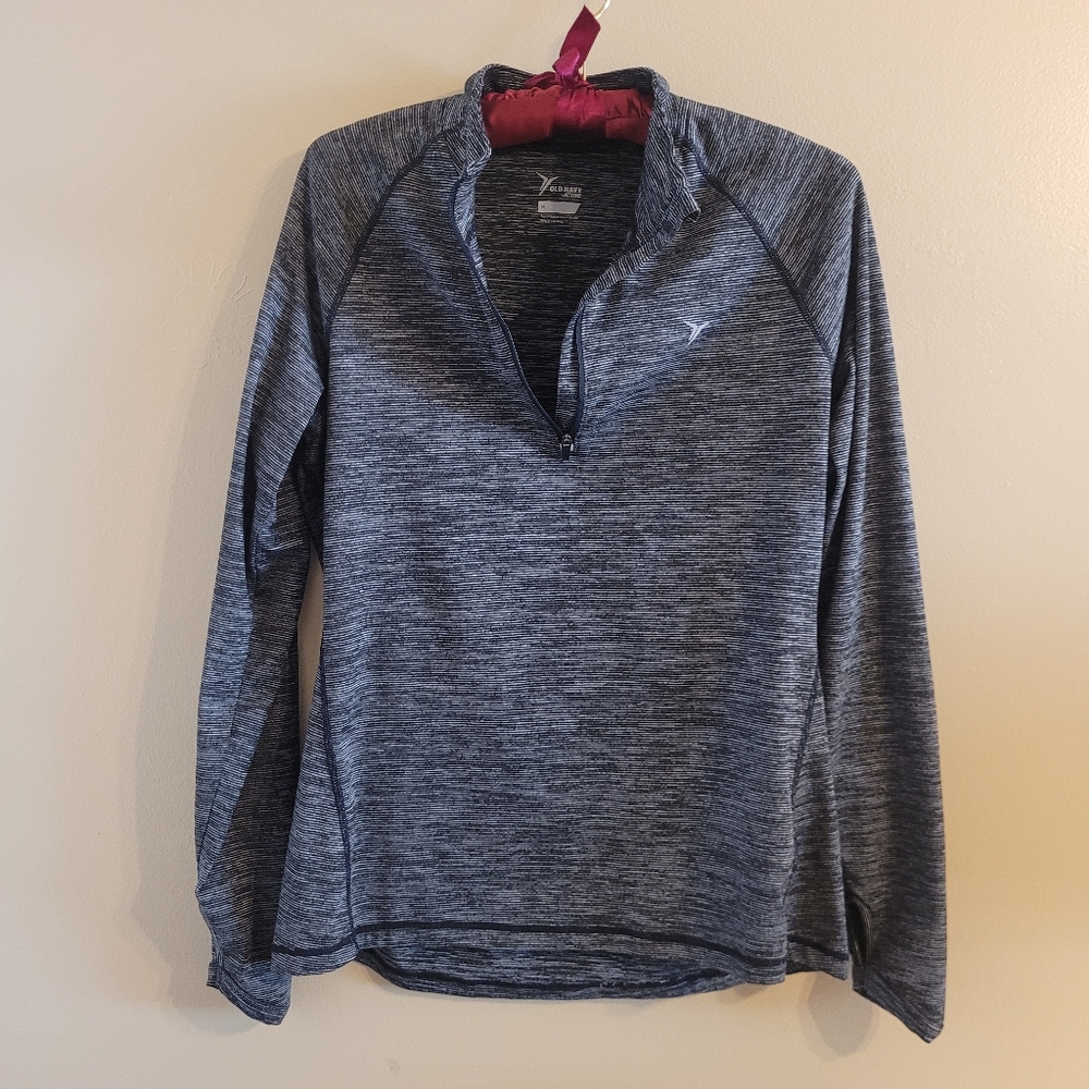 4/$15 SALE Old Navy | Gray Black Pullover Half Zipper Workout Yoga Running Med